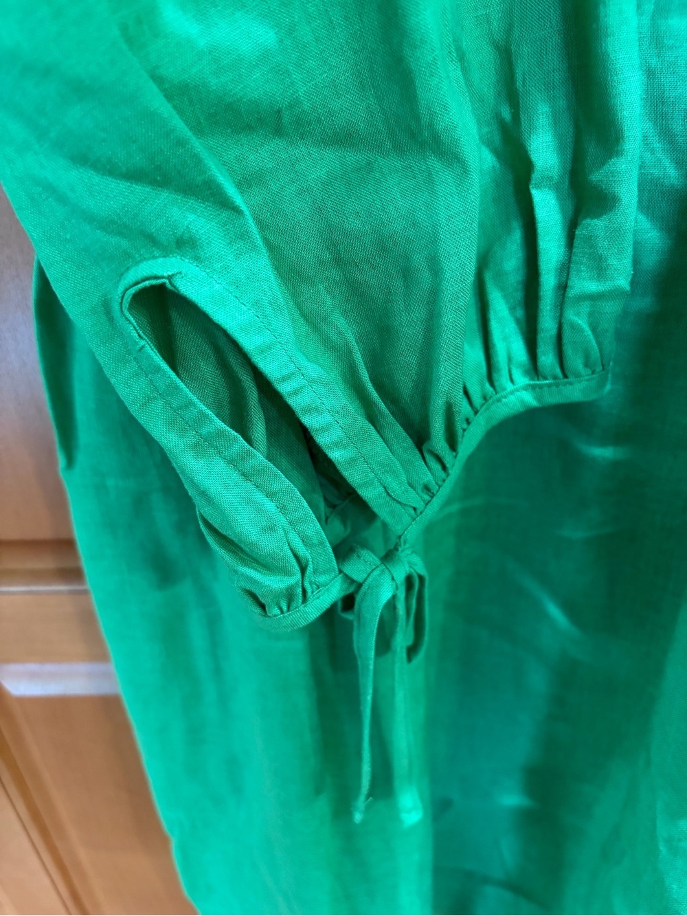 Every (Dillards) | Green V-Neck Long Sleeve Dress - Picture 3 of 9